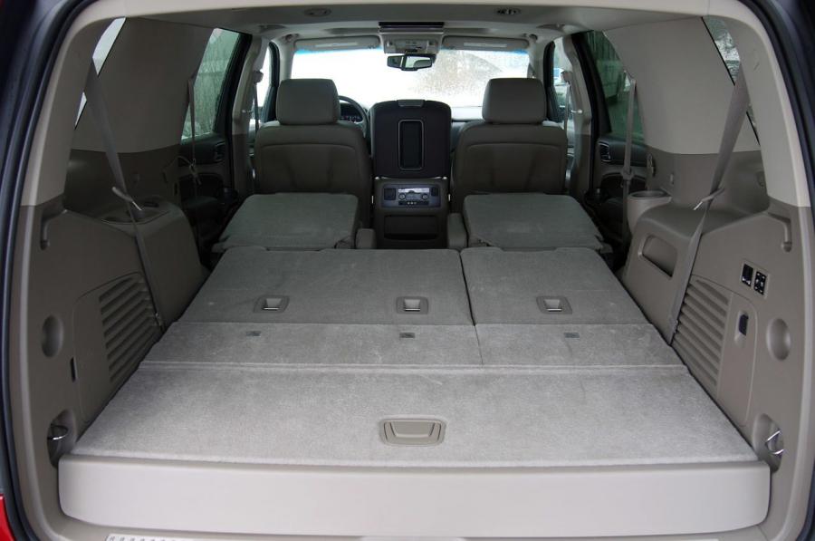  Chevrolet Tahoe 2015 года  (фото 24 из 62)